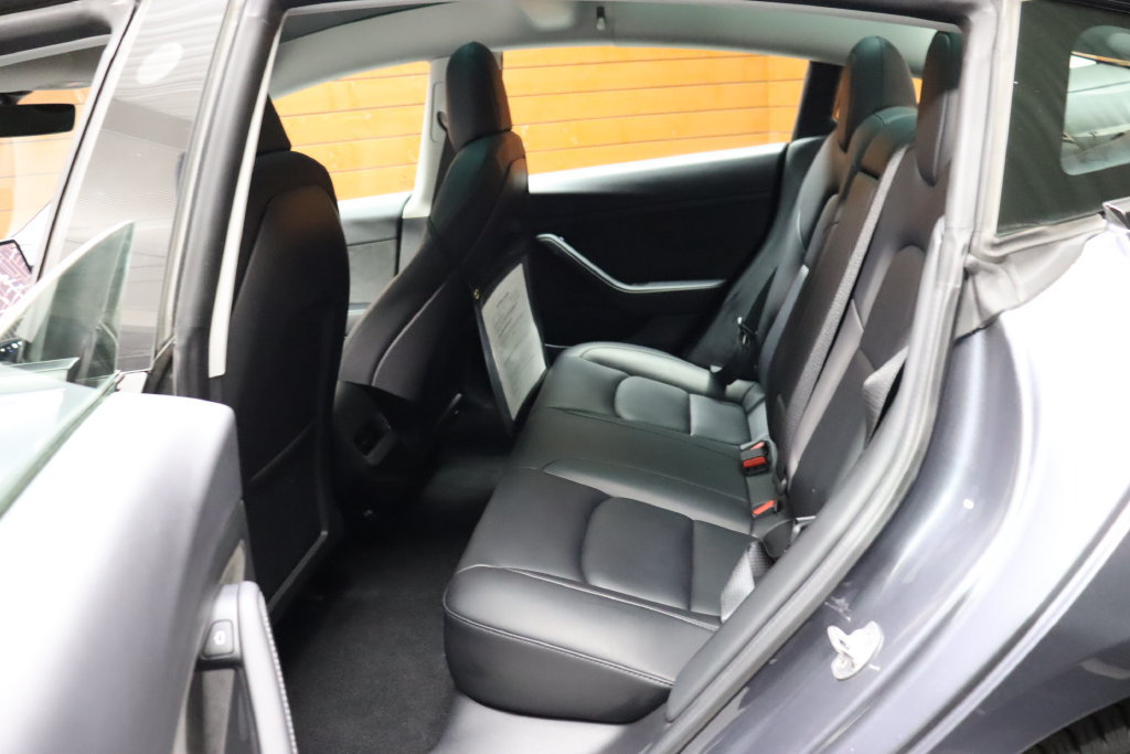 Used 2023 Tesla Model 3 Standard Range RWD image 26
