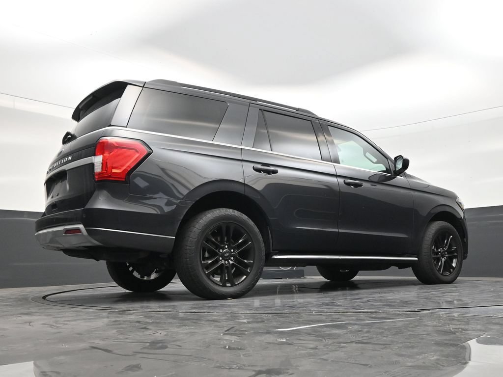 Used 2023 Ford Expedition XLT RWD image 24