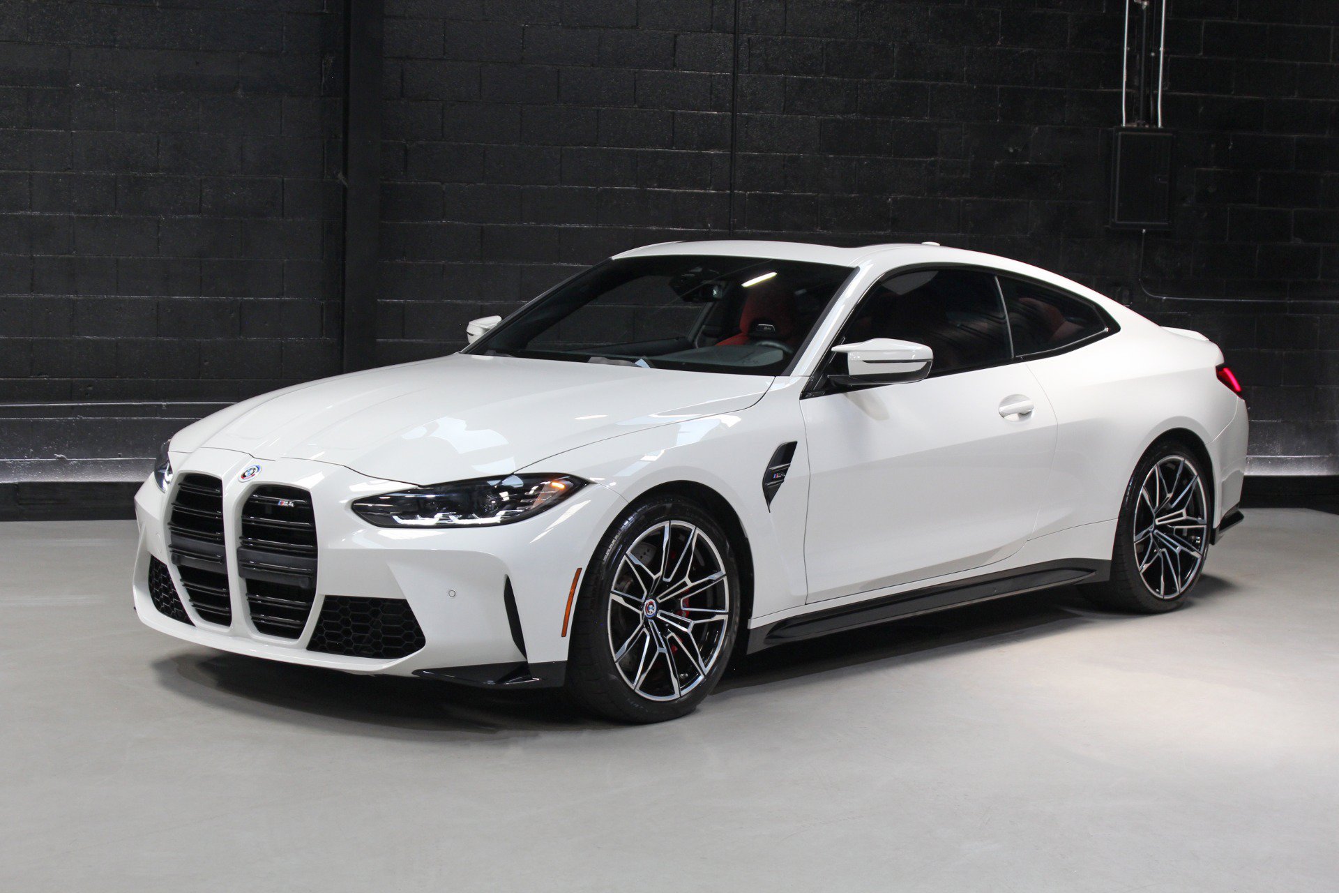 Used 2023 BMW M4 Coupe RWD image 6