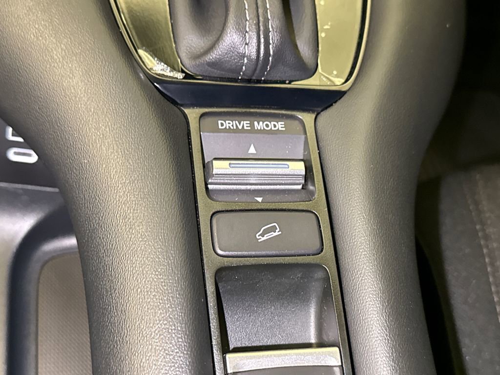 New 2026 Honda HR-V LX image 28