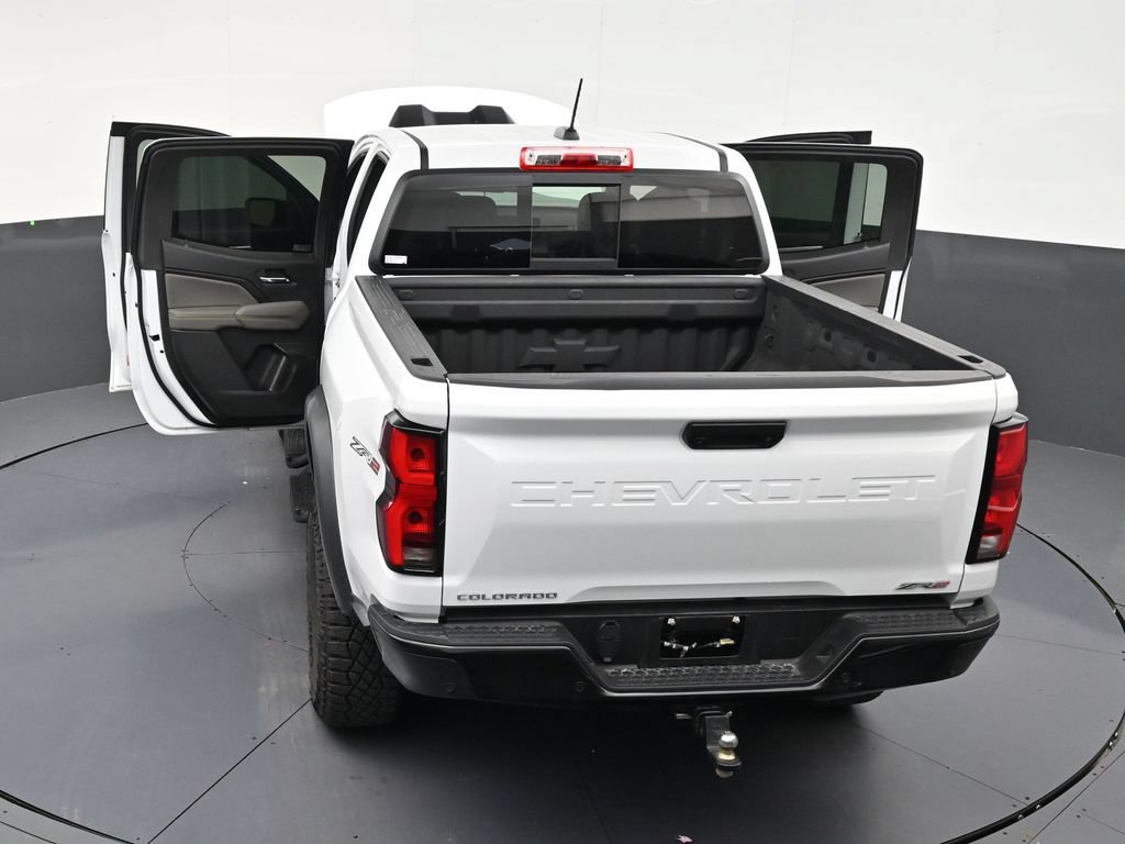 Used 2025 Chevrolet Colorado ZR2 AWD/4WD image 32