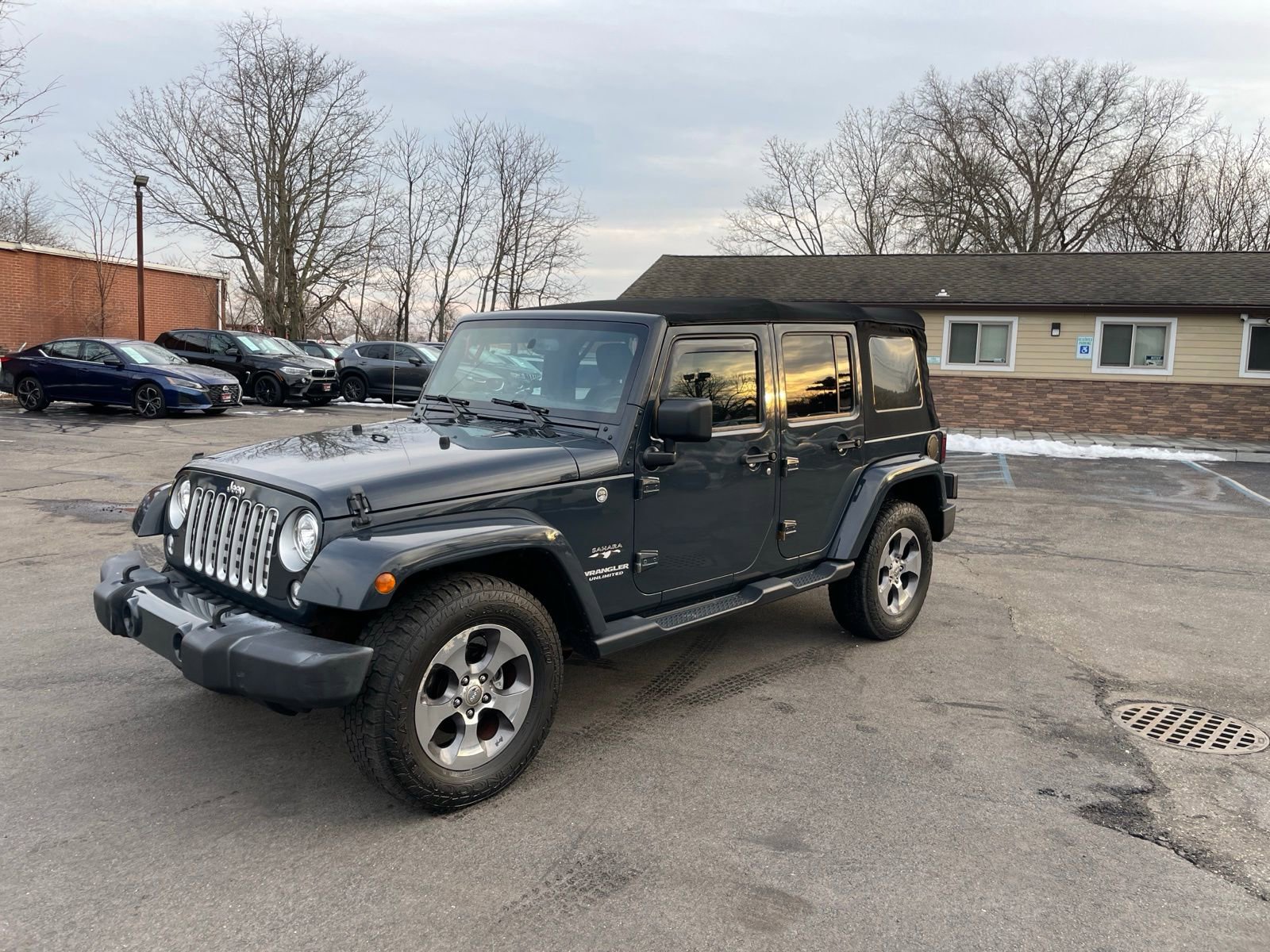 Used 2017 Jeep Wrangler Unlimited Sahara w/ Connectivity Group image 1