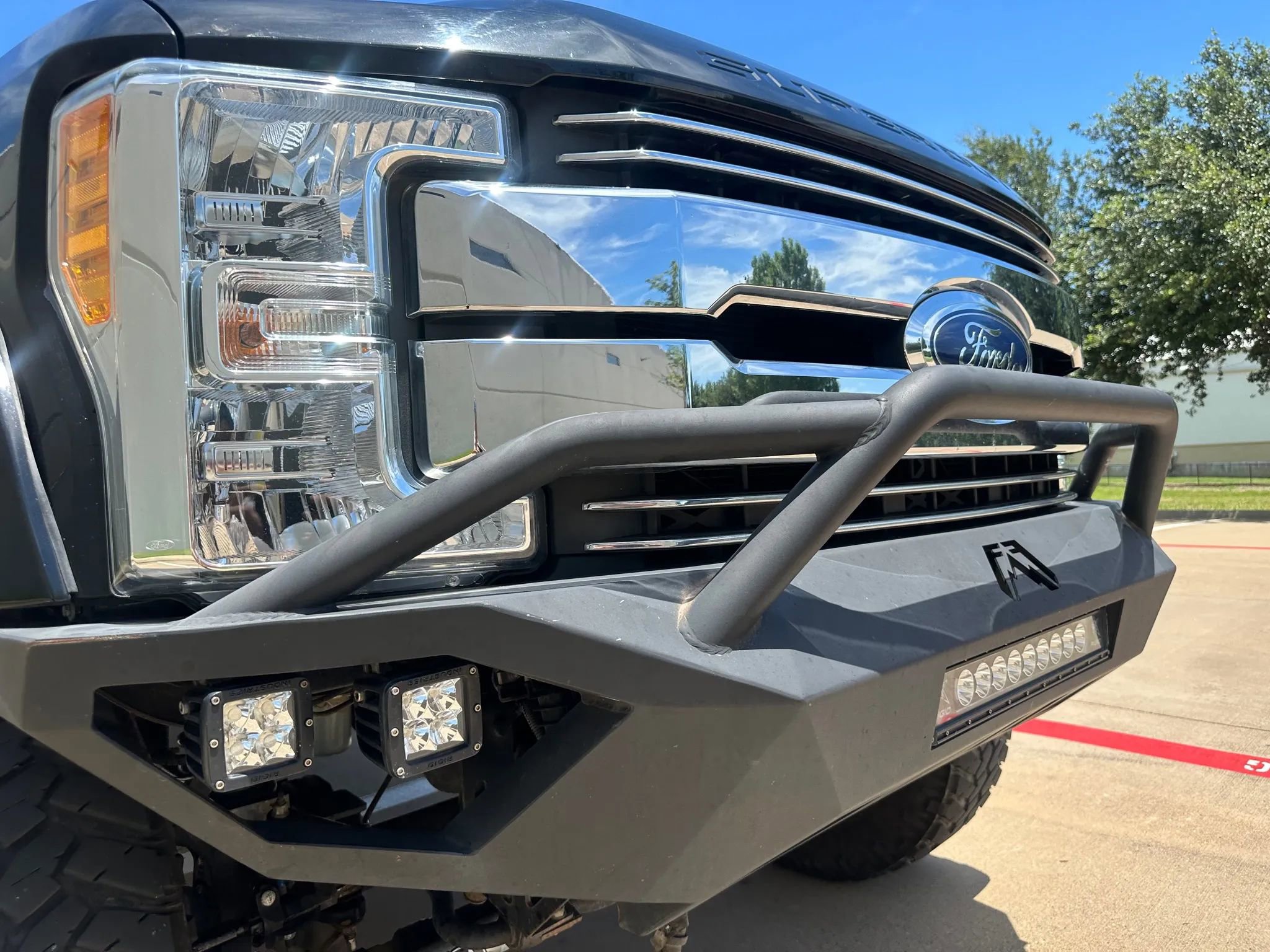 Used 2017 Ford F350 Lariat w/ Lariat Value Package image 7