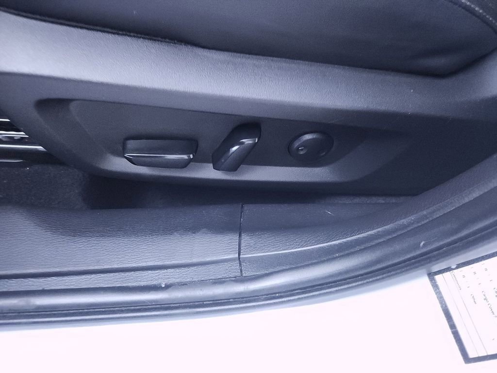 Used 2024 Mitsubishi Outlander SE FWD image 12