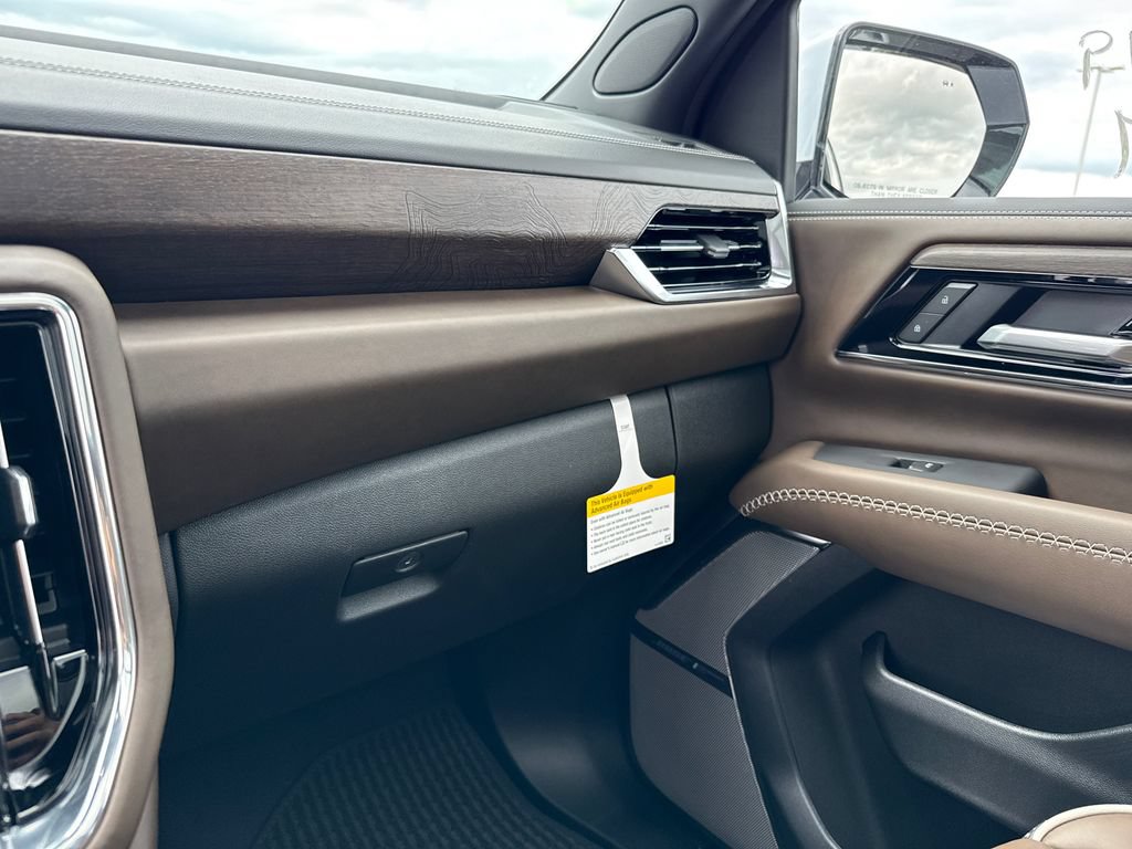 New 2026 GMC Yukon Denali Ultimate AWD/4WD image 26