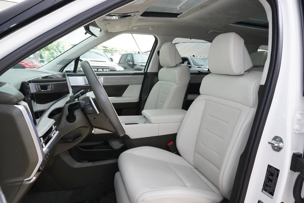 Used 2025 Hyundai Santa Fe Calligraphy FWD image 26
