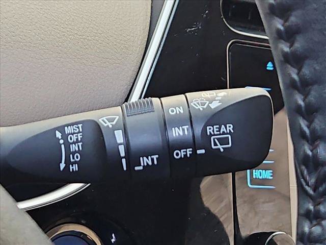 Used 2016 Toyota Prius Three FWD image 23