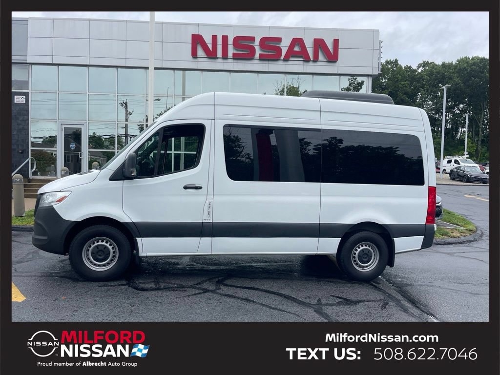 Used 2024 Mercedes-Benz Sprinter 2500 image 2