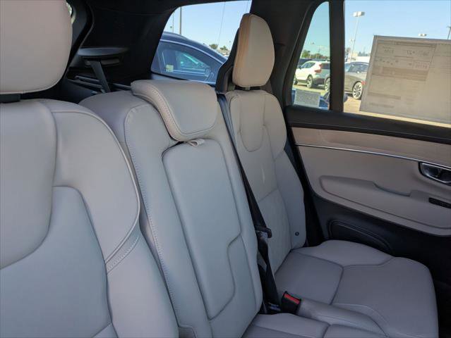 New 2026 Volvo XC90 T8 Plus w/ Protection Package Premier image 12