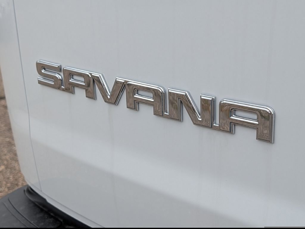 New 2026 GMC Savana 3500 Extended RWD image 14