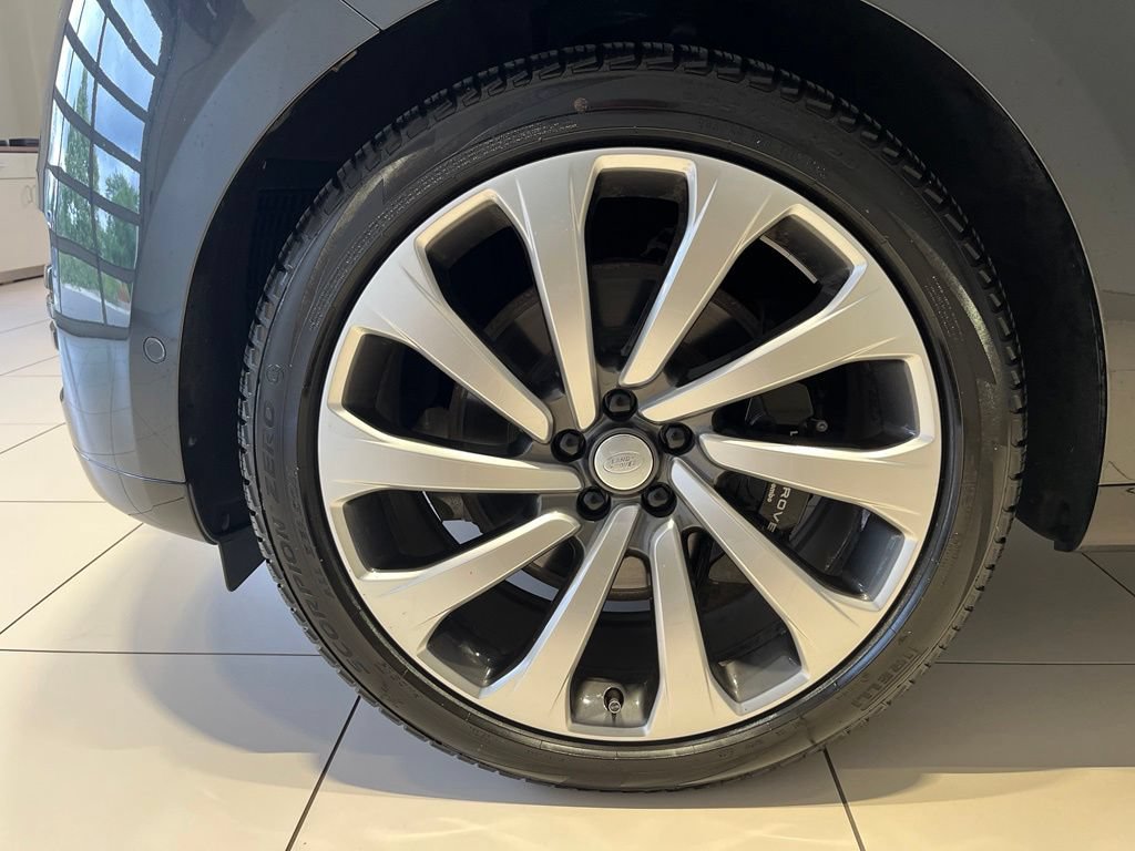 Used 2024 Land Rover Range Rover Autobiography AWD/4WD image 11
