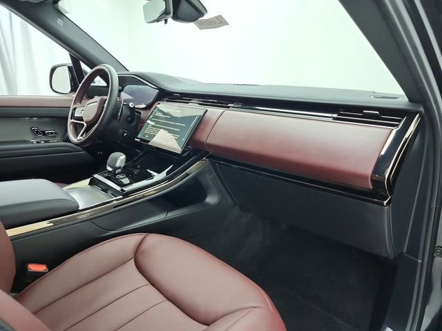 Certified 2024 Land Rover Range Rover Sport Dynamic SE image 25