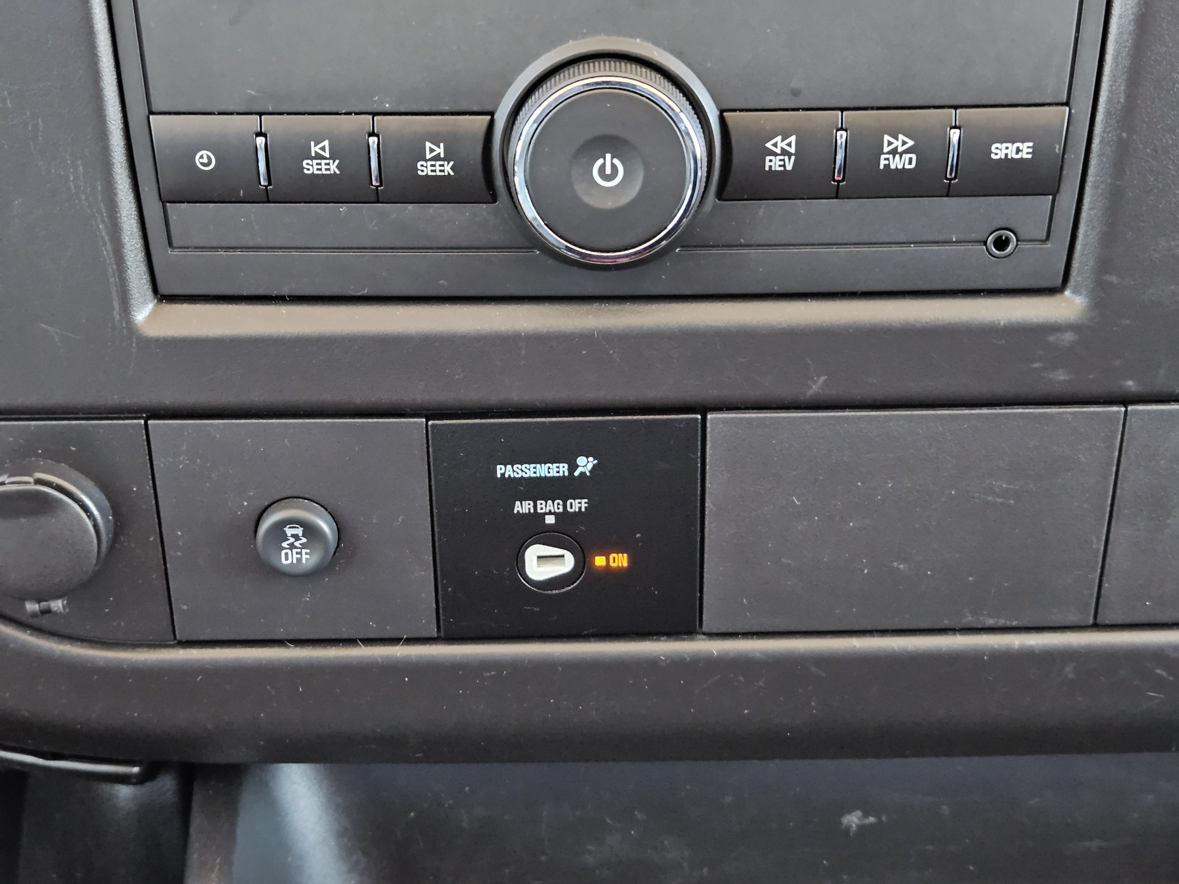 Used 2024 Chevrolet Express 2500 w/ Driver Convenience Package RWD image 16