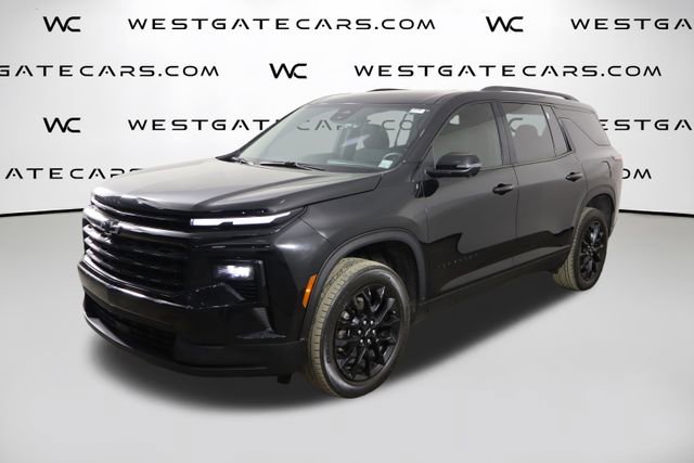 Used 2025 Chevrolet Traverse LT w/ Midnight/Sport Edition image 1