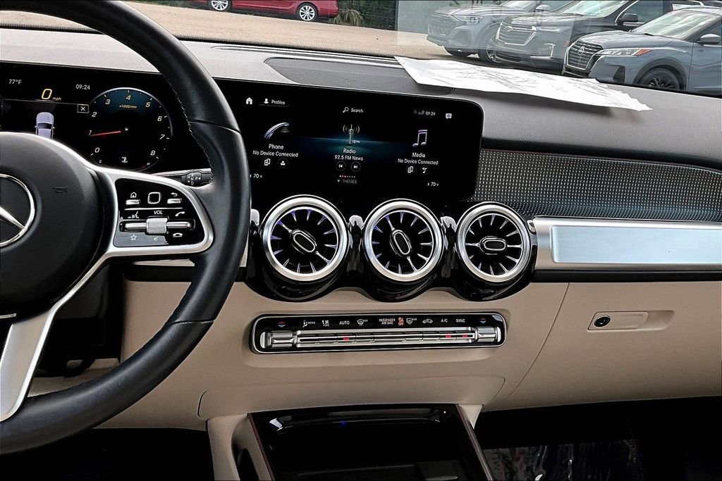 Used 2022 Mercedes-Benz GLB 250 image 20