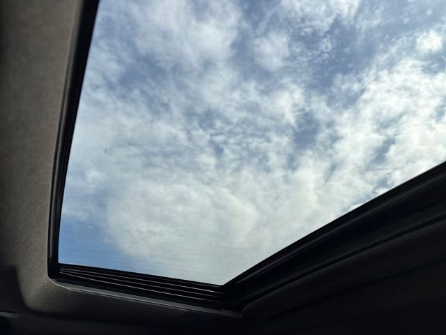 Used 2024 Chevrolet Silverado 2500 LT image 17