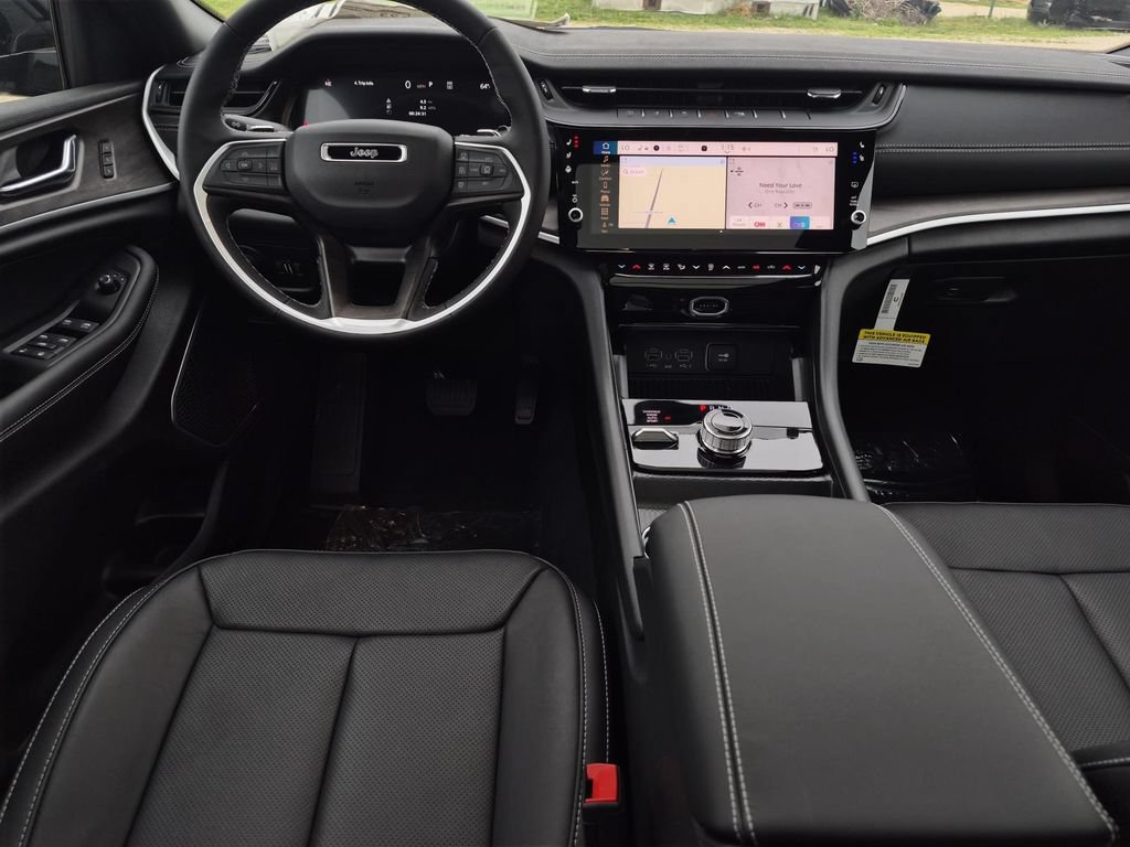 New 2026 Jeep Grand Cherokee Limited AWD/4WD image 16