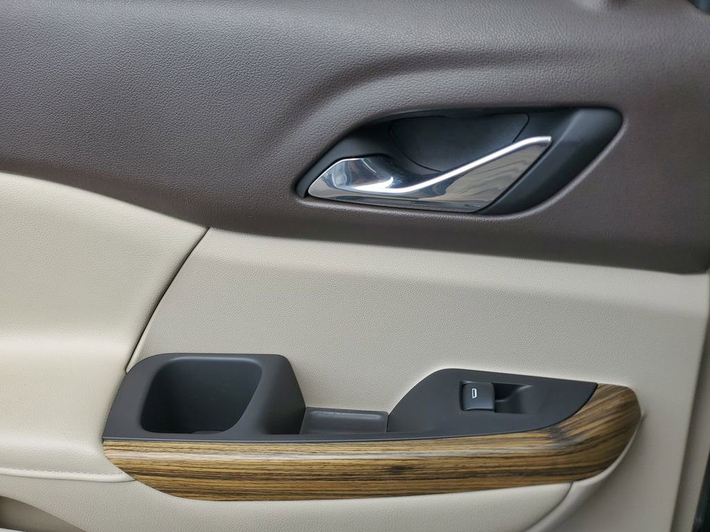 Used 2019 GMC Acadia Denali w/ Technology Package image 16