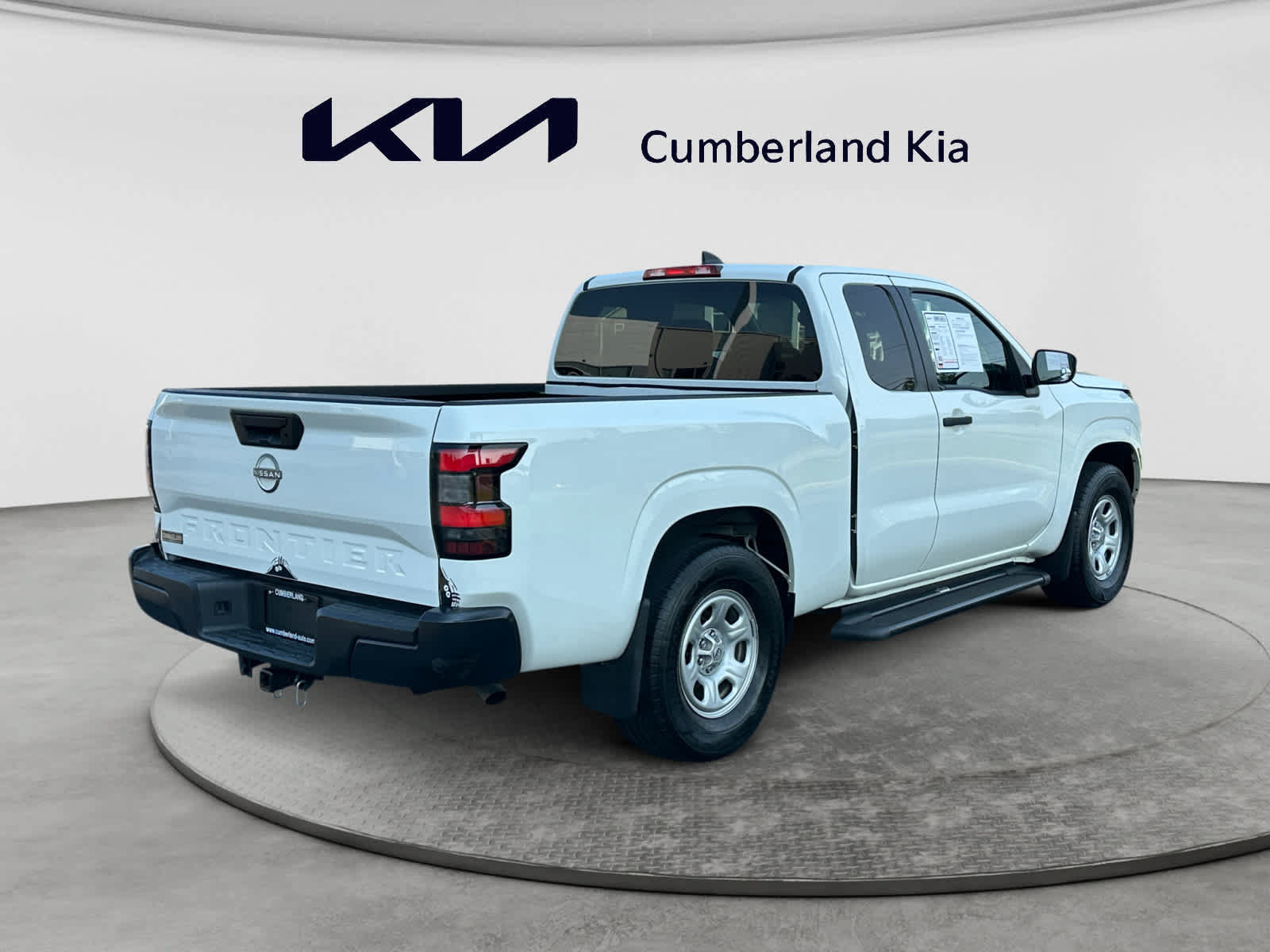 Used 2024 Nissan Frontier S w/ S Utility Package RWD image 5