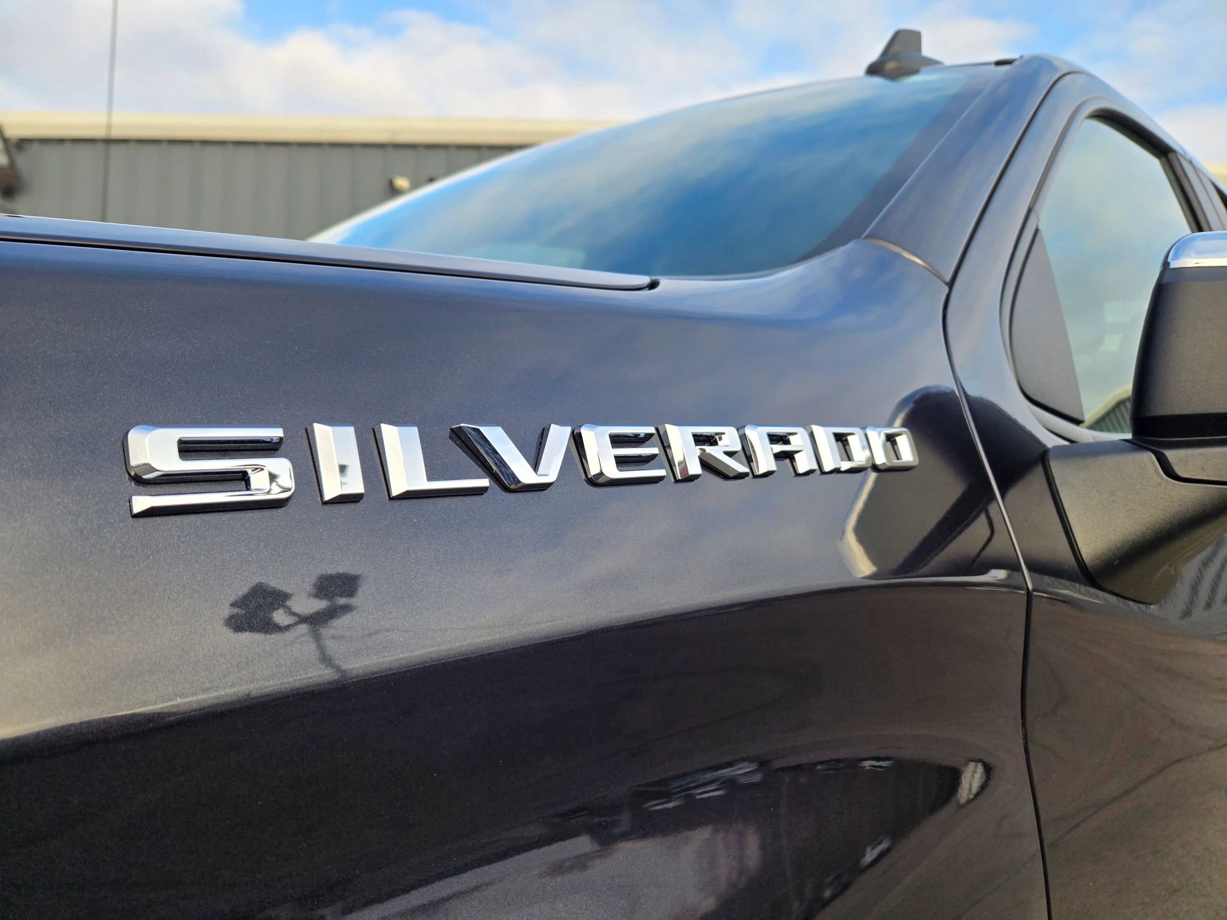 Used 2023 Chevrolet Silverado 1500 LT w/ Max Trailering Package image 18