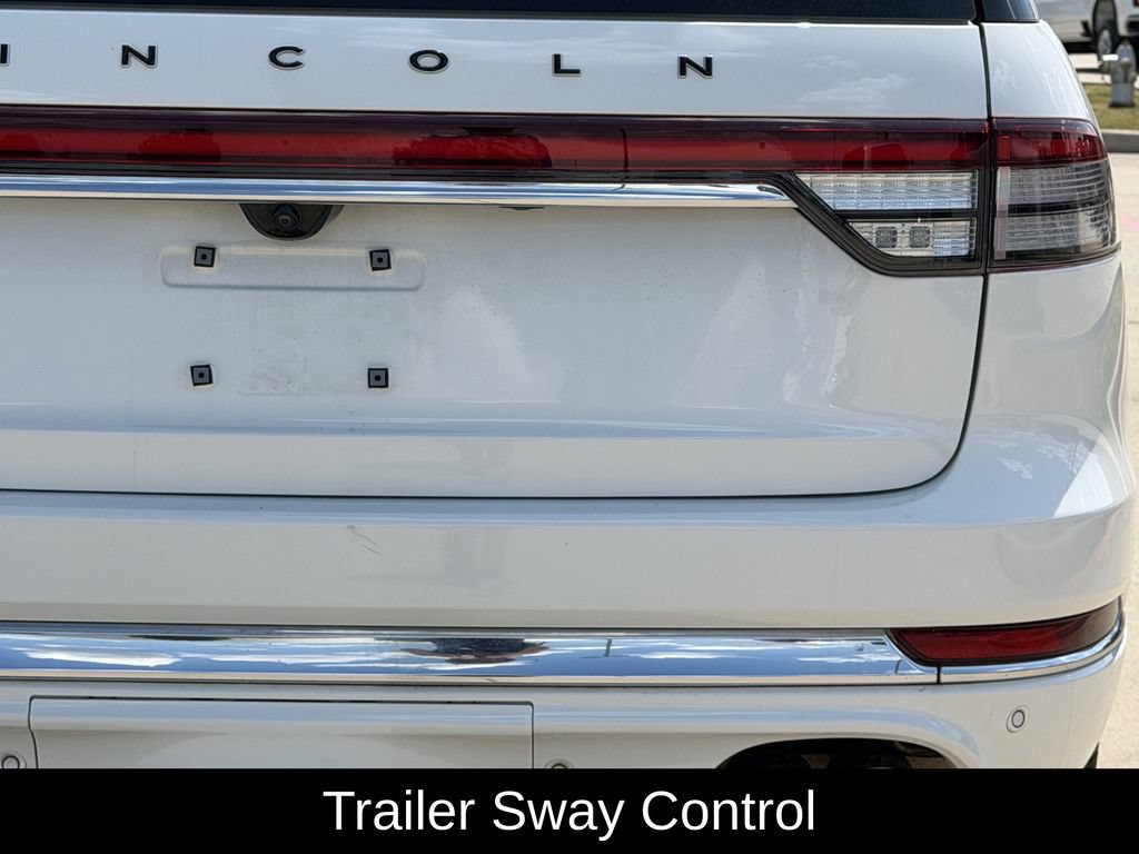 Used 2024 Lincoln Aviator Black Label w/ Dynamic Handling Package AWD/4WD image 9