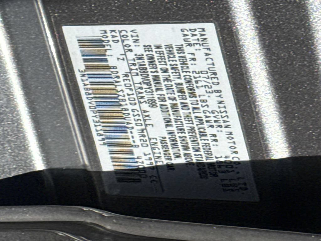 Used 2023 Nissan Sentra SR w/ SR Premium Package FWD image 31