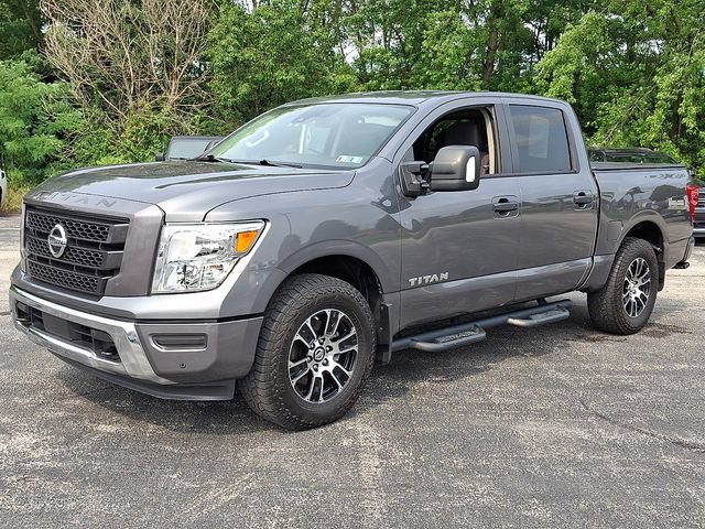 Used 2022 Nissan Titan SV w/ SV Convenience Package AWD/4WD image 6
