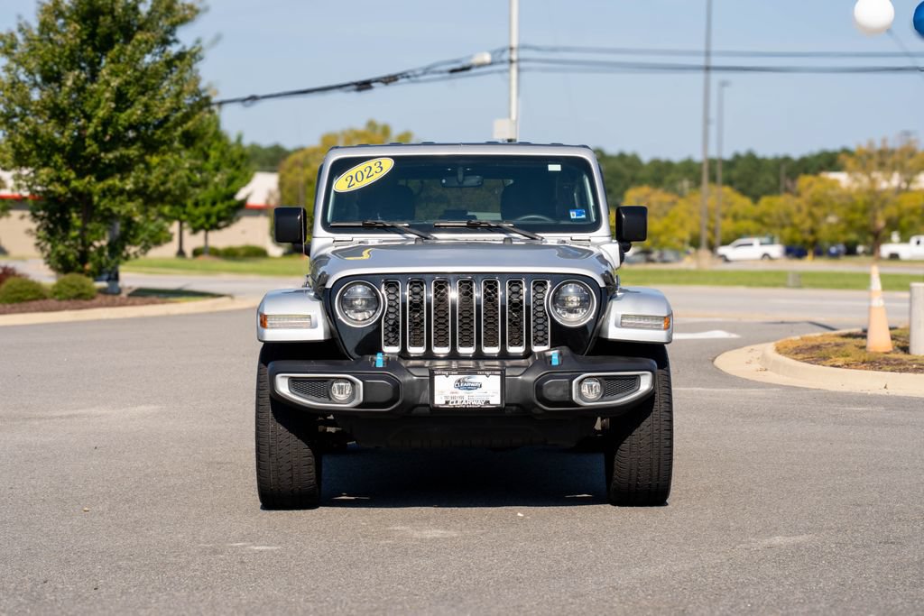 Used 2023 Jeep Wrangler Unlimited Sahara AWD/4WD image 2