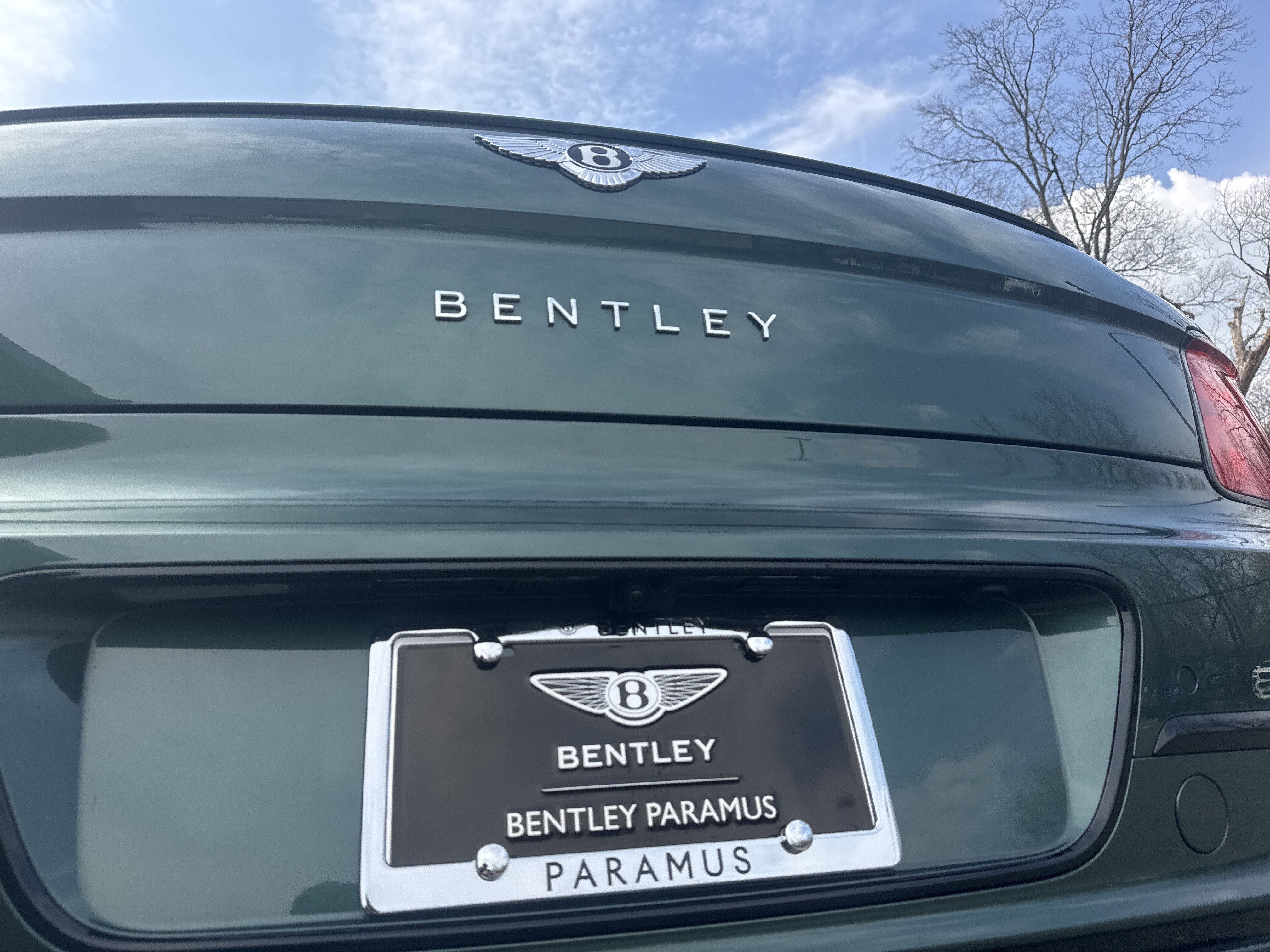 Used 2022 Bentley Flying Spur V8 image 28