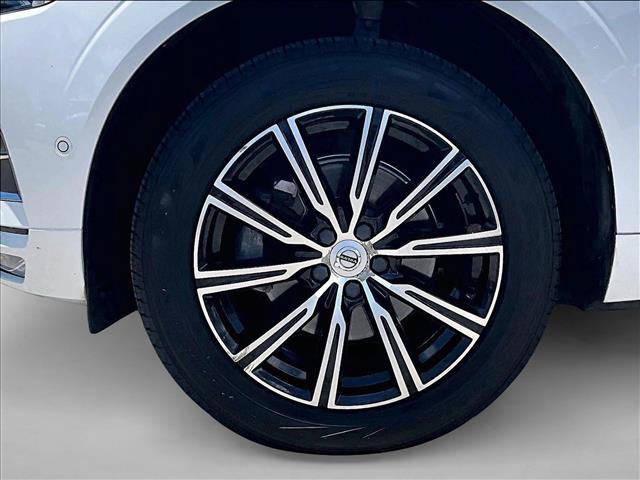Used 2019 Volvo XC60 T5 Inscription w/ Protection Package AWD/4WD image 10