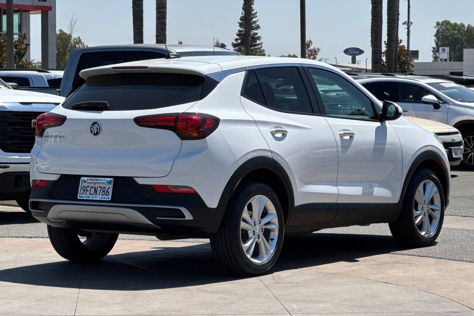Used 2023 Buick Encore GX Preferred FWD image 4