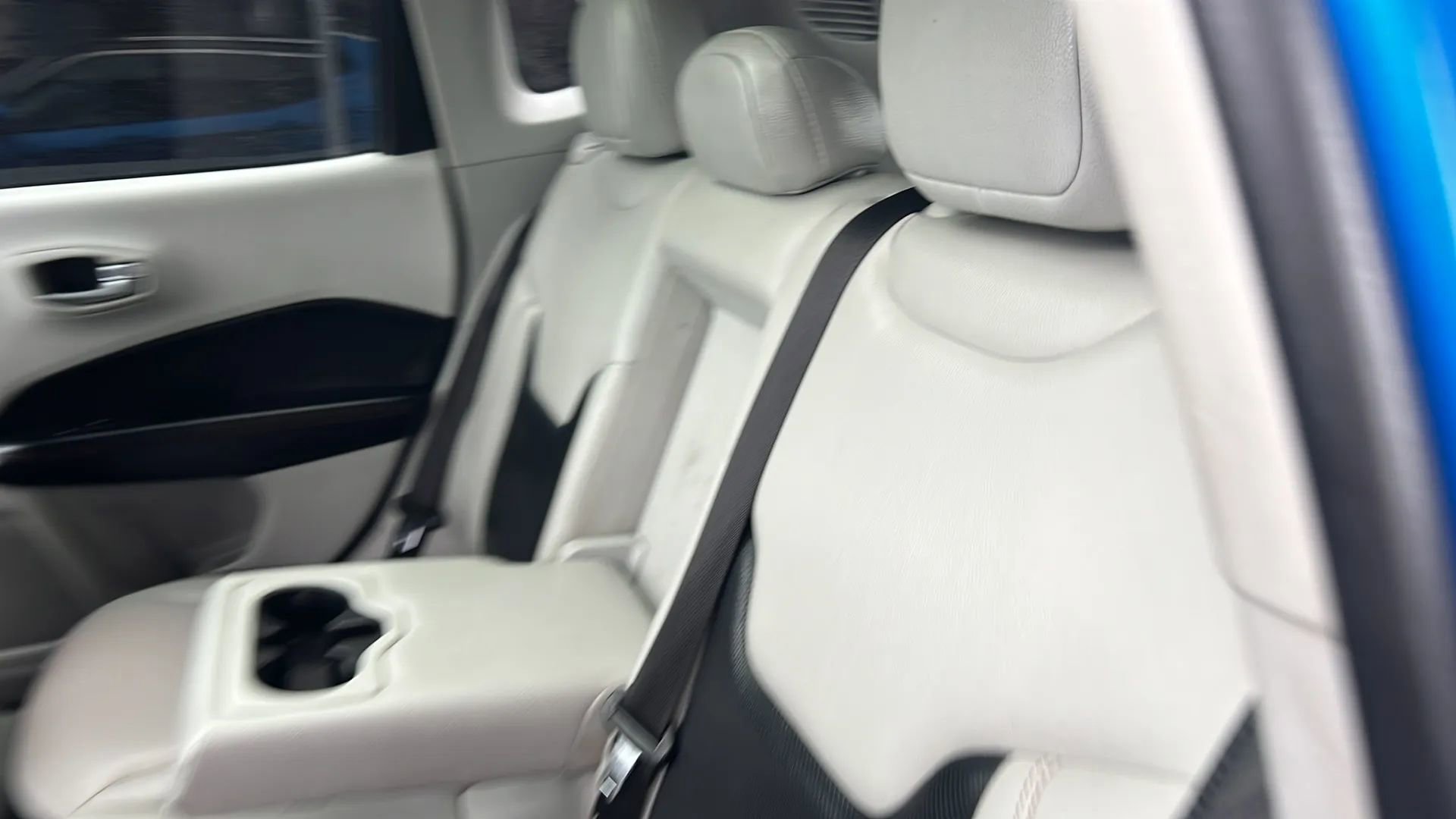 Used 2018 Jeep Compass Limited w/ Navigation Group image 34