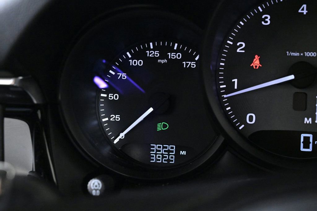 Certified 2026 Porsche Macan S image 14