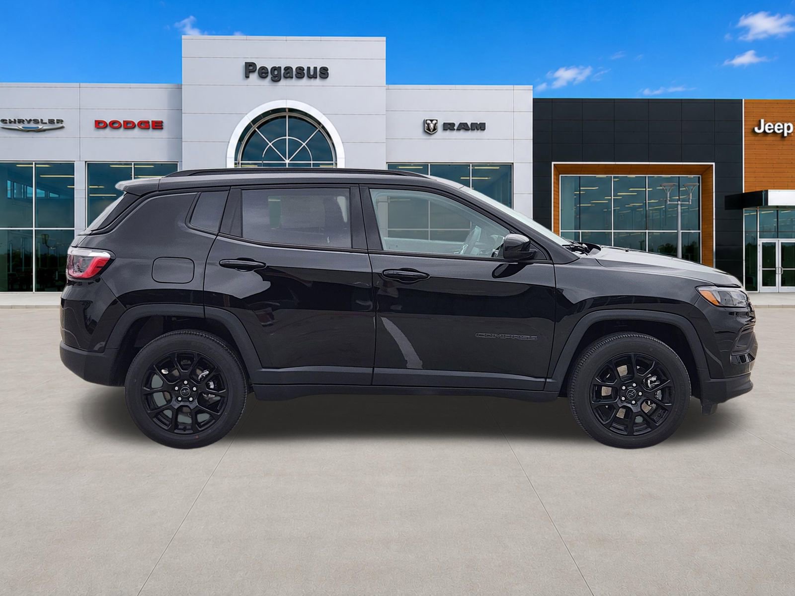 New 2026 Jeep Compass Latitude AWD/4WD image 7
