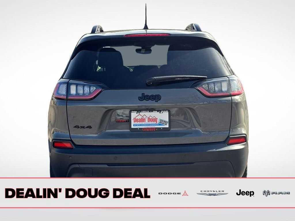 Used 2023 Jeep Cherokee Altitude Lux image 5