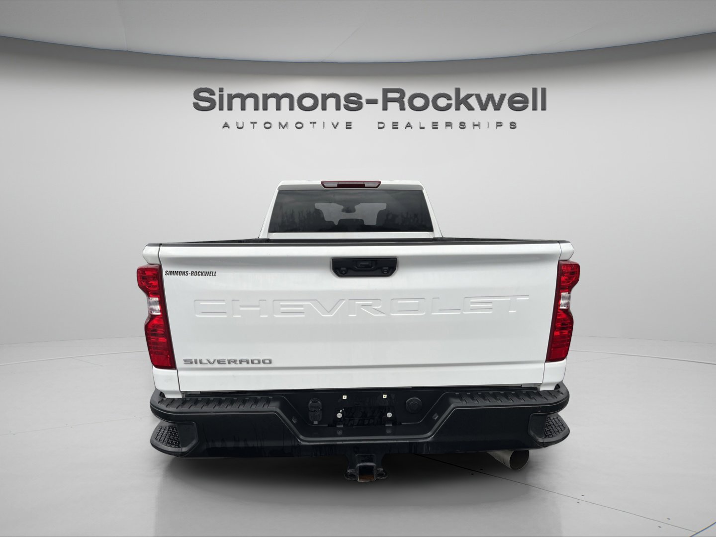 Used 2025 Chevrolet Silverado 3500 W/T AWD/4WD image 2