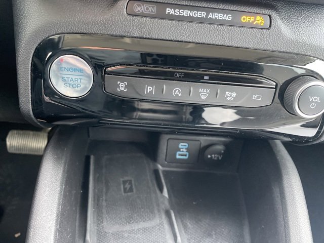 Used 2023 Ford Escape Platinum image 26