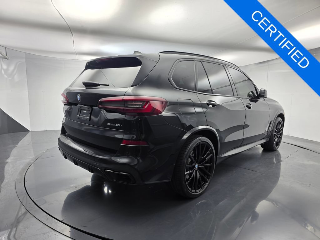 Used 2022 BMW X5 sDrive40i w/ M Sport Package RWD image 4