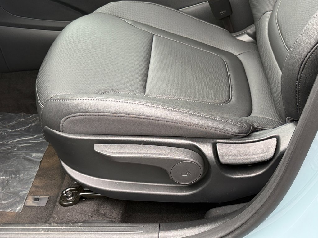 New 2027 Hyundai Santa Cruz SE AWD/4WD image 17