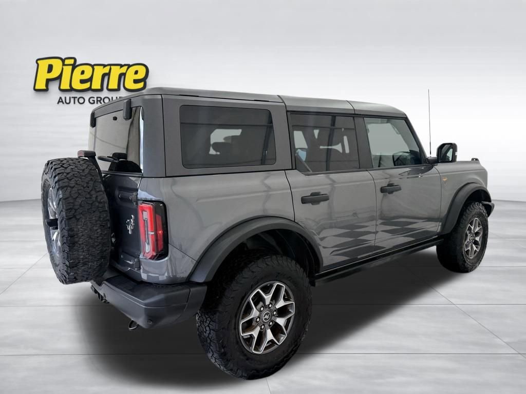 Used 2023 Ford Bronco Badlands image 6