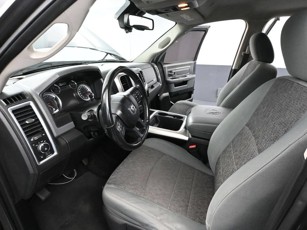 Used 2017 RAM 1500 Big Horn AWD/4WD image 17