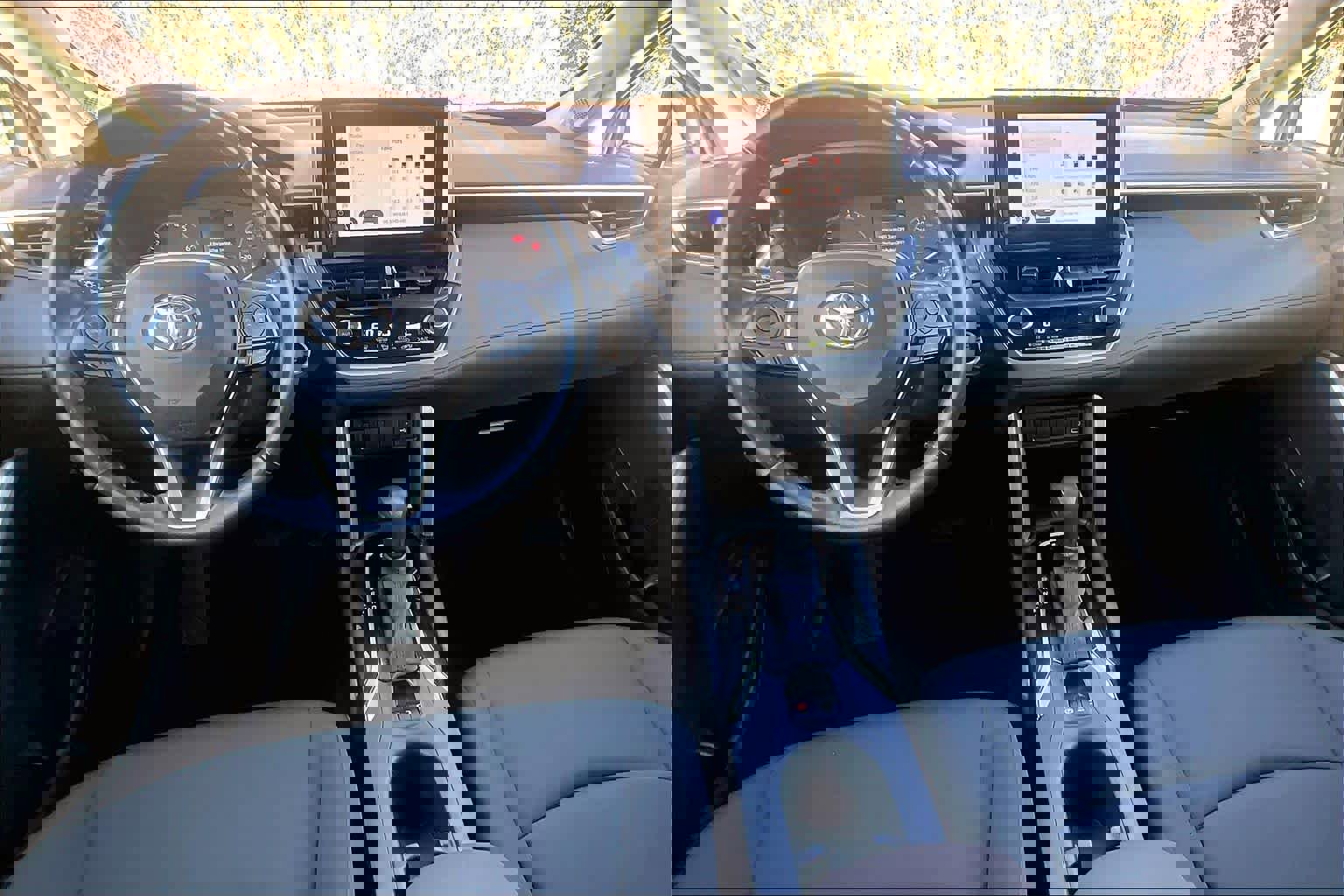 Certified 2023 Toyota Corolla Cross LE w/ Moonroof Package image 15