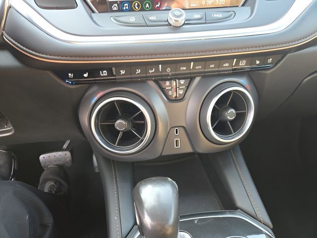 Used 2020 Chevrolet Blazer Premier image 17