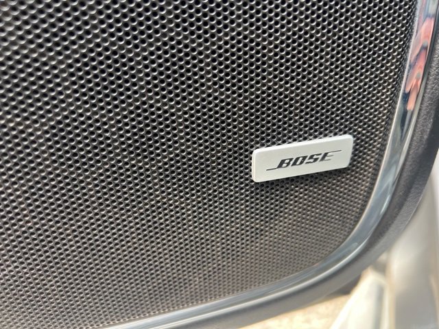 Used 2015 Chevrolet Suburban LTZ image 11