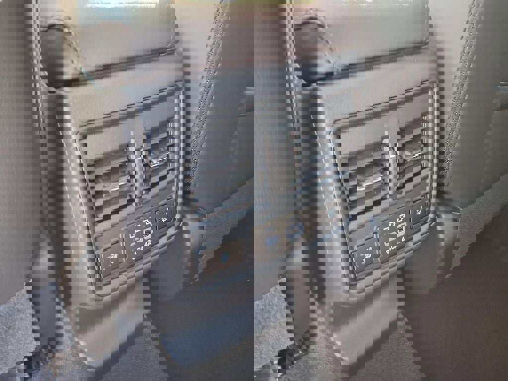 New 2026 Subaru Outback Limited image 17