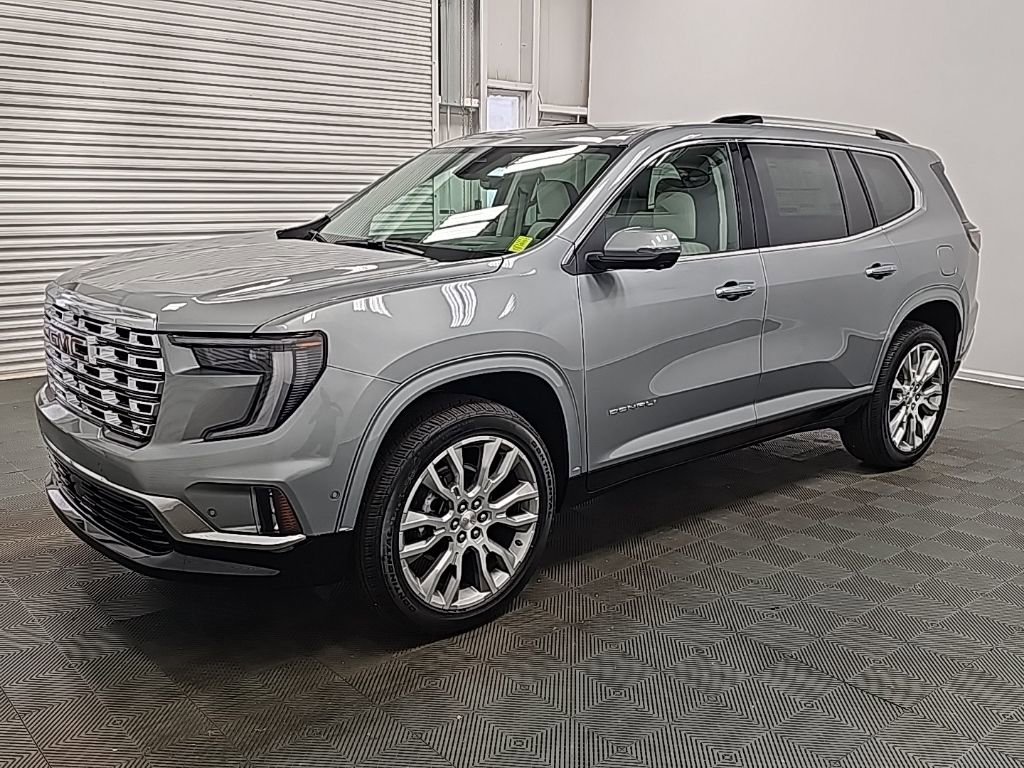 New 2026 GMC Acadia Denali w/ Super Cruise Package FWD image 4