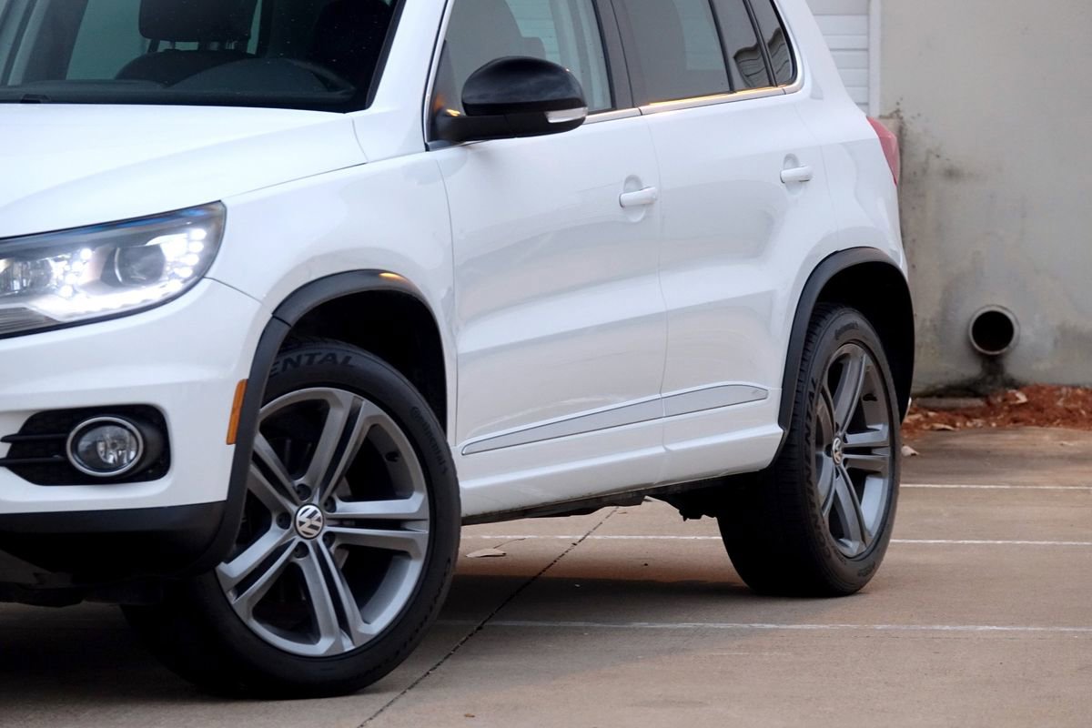 Used 2017 Volkswagen Tiguan Sport image 22