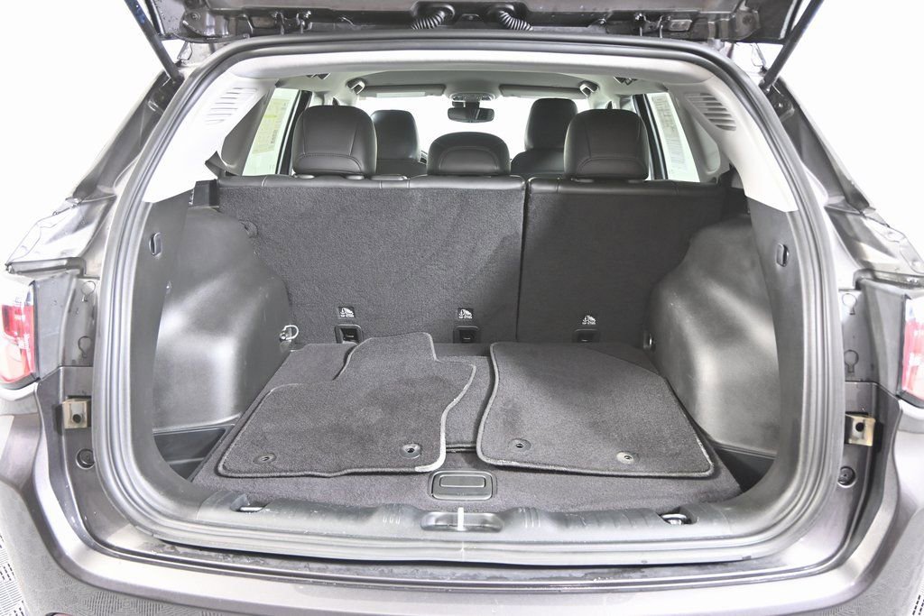 Used 2022 Jeep Compass Limited AWD/4WD image 18