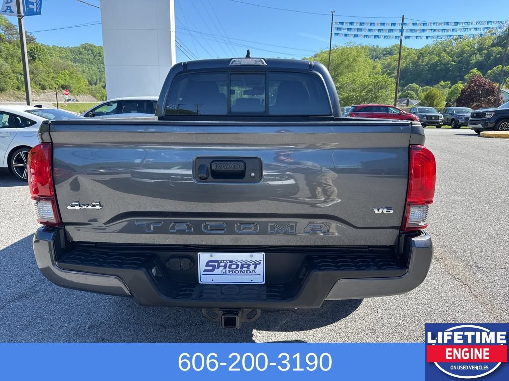 Used 2023 Toyota Tacoma SR AWD/4WD image 8