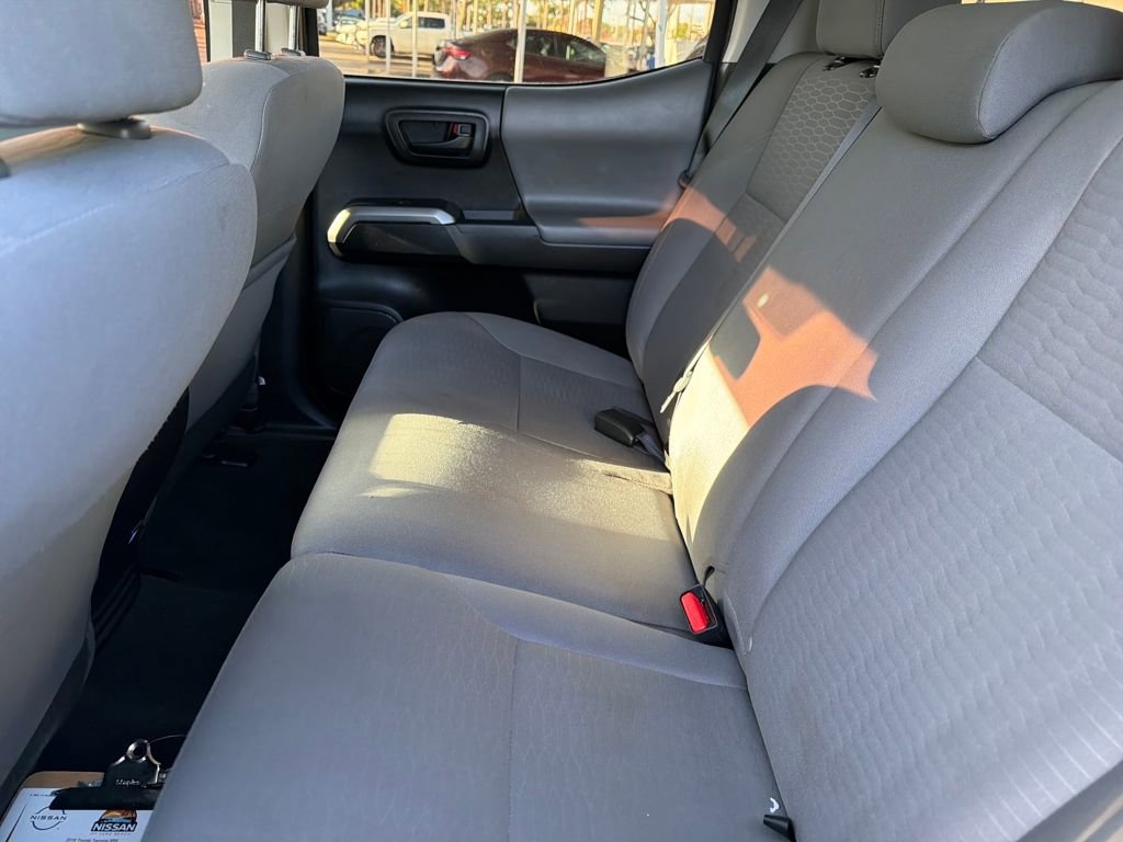 Used 2019 Toyota Tacoma SR5 image 30